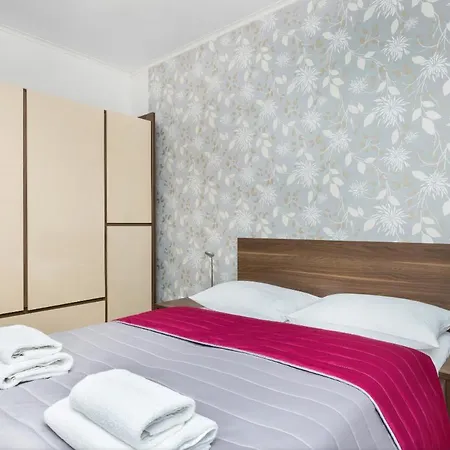 203 - Polanki - Pool & Lägenhet Kołobrzeg